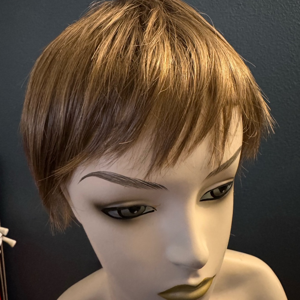 Chic Short Brown Wig for Women